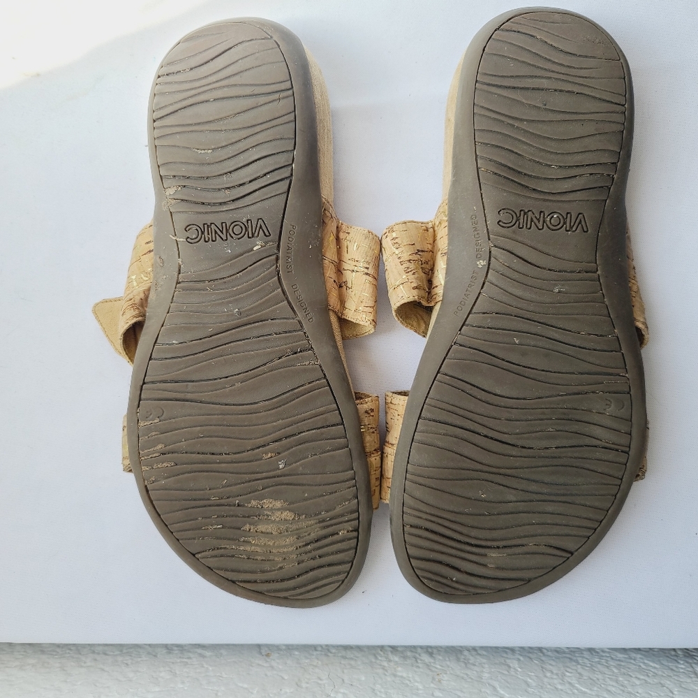 Vionic Sandals Size 10 View 2